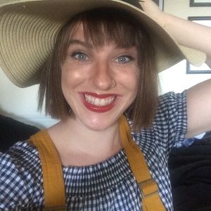 Meet your Posher, Zara